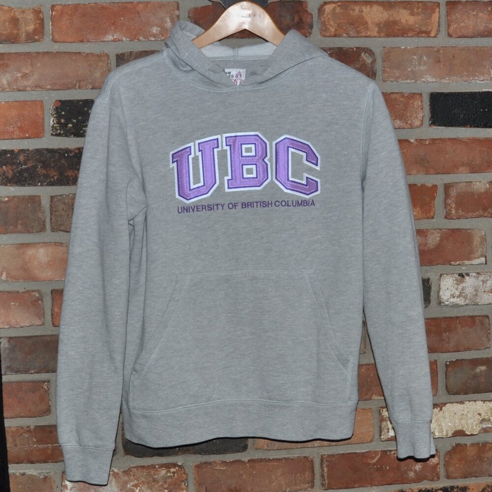 UBC Oxford Grey Hoodie EMBROIDERED PULLOVER SWEATER M